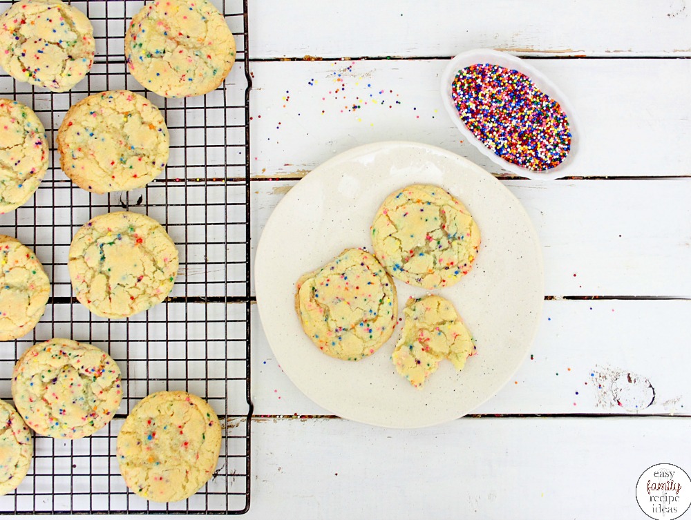 Easy to make soft and chewy Funfetti Sugar Cookies are always a huge hit. Add The Best Sprinkle Cookies Recipe to your next holiday or get together, Funfetti recipes and confetti sugar cookies are delicious, Perfect birthday party food ideas, Soft drop cookies