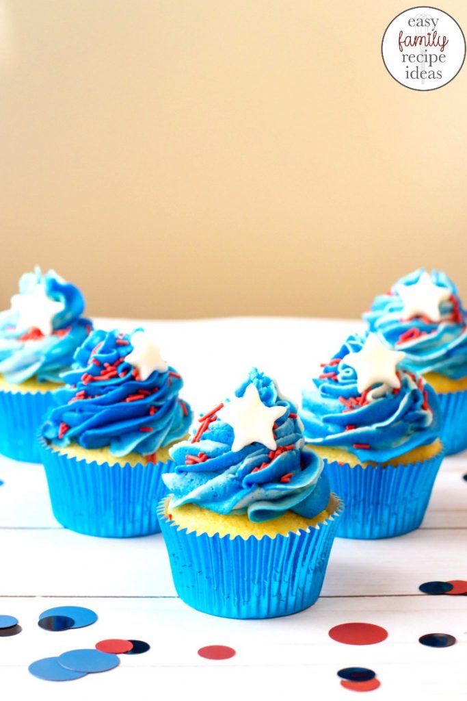 Show your patriotic spirit by making red, white, and blue cupcakes for the 4th of July. These Patriotic Cupcakes are easy to make! Easy Patriotic desserts for 4th of July, Memorial Day, Veteran’s Day, or a fun summer dessert! 