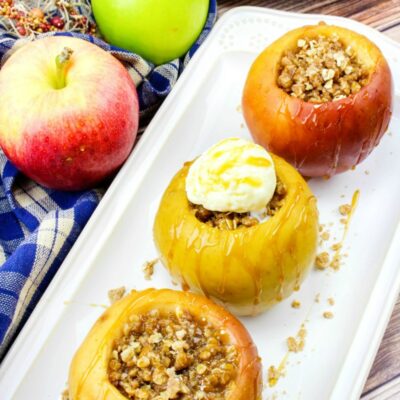 Crock Pot Baked Apples – Easy Fall Dessert